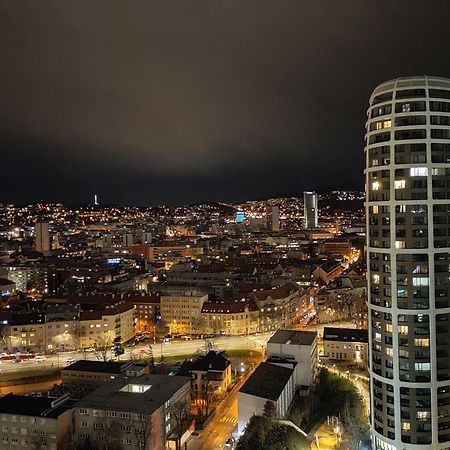 Sag Romantic 22 Floor Panorama City Free Parking Free Wifi Bratislava Ngoại thất bức ảnh