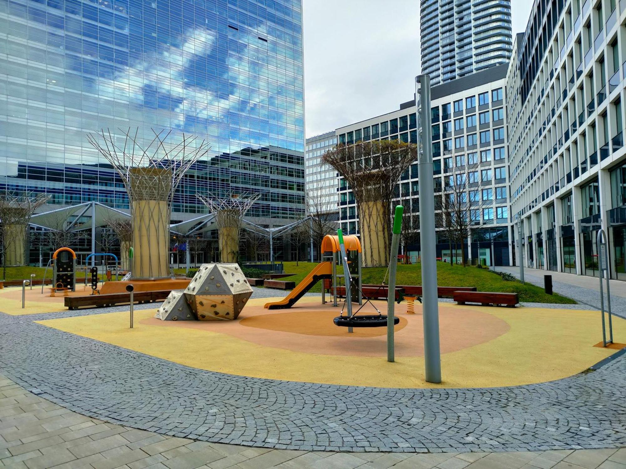Sag Romantic 22 Floor Panorama City Free Parking Free Wifi Bratislava Ngoại thất bức ảnh